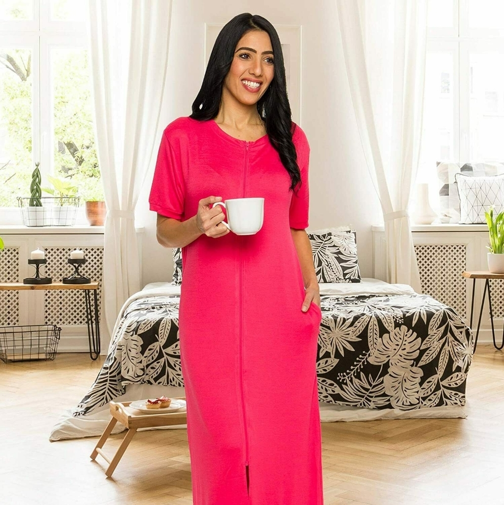 Silver Lilly Lightweight Knit Night Gown